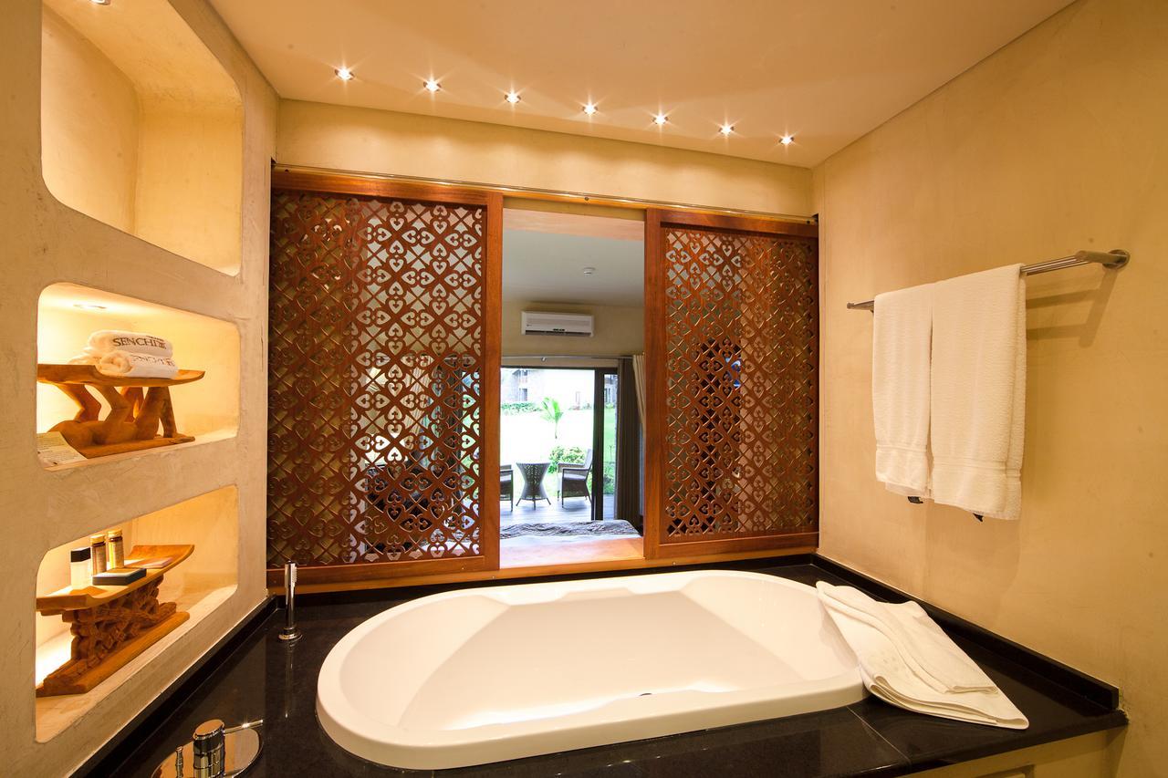 The Royal Senchi Hotel And Resort Akosombo Extérieur photo